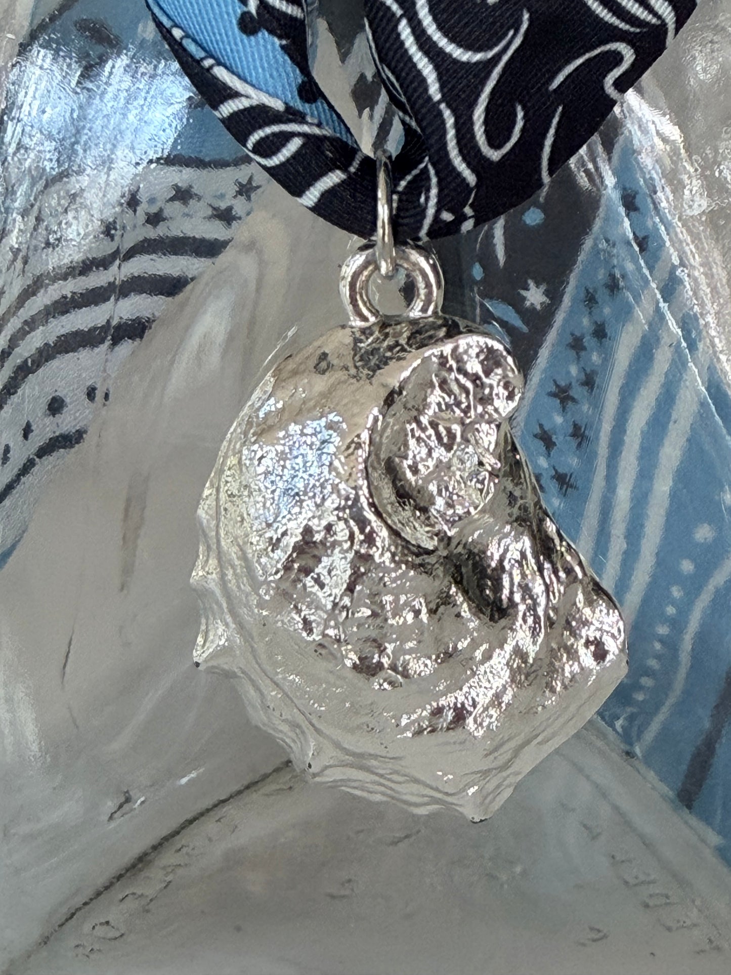 Oyster Pendant