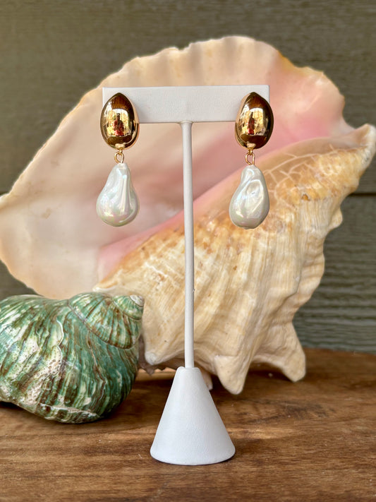 Sparkling Vintage Chunky Gold & Pearl Drop Earring