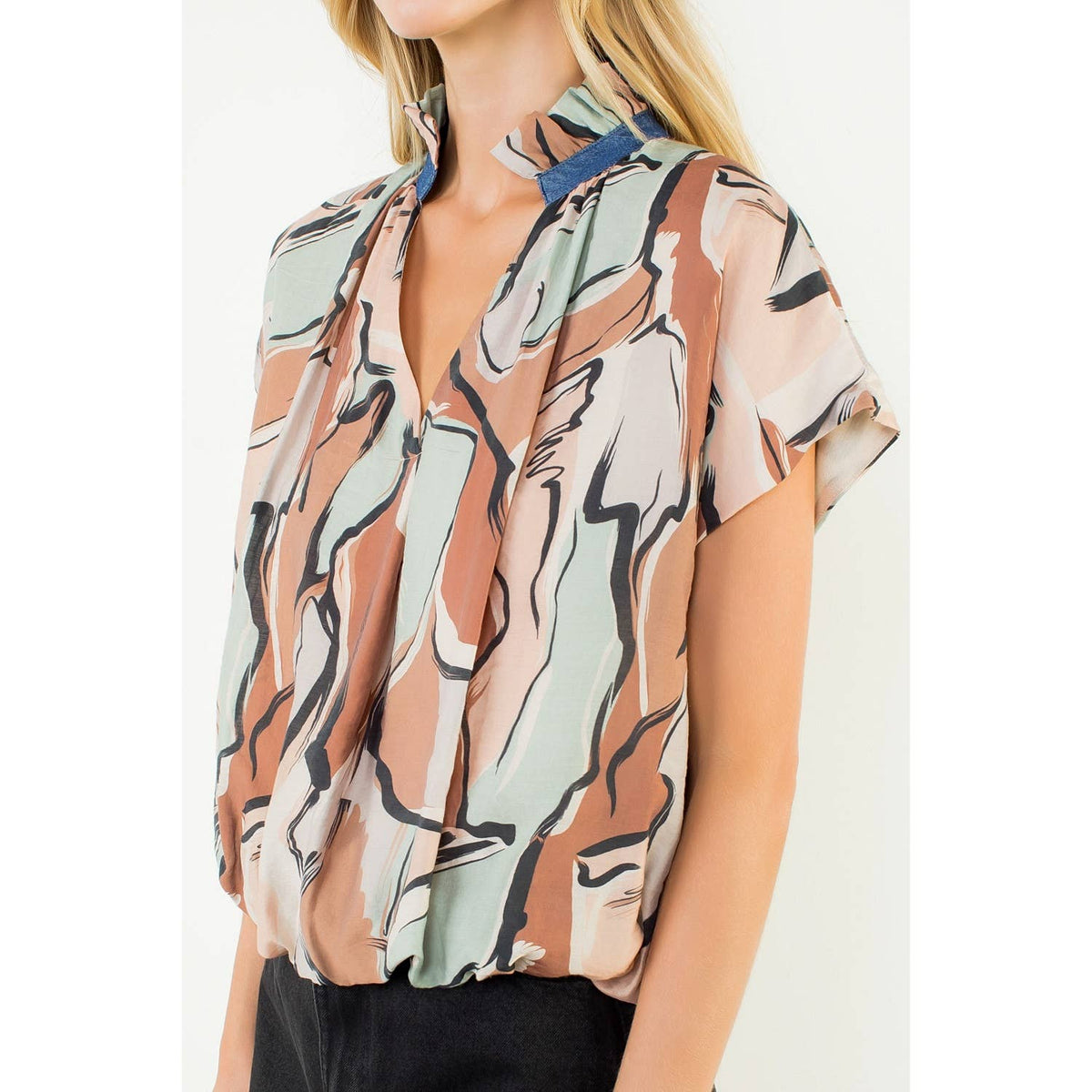Short Sleeve Abstract Print Top